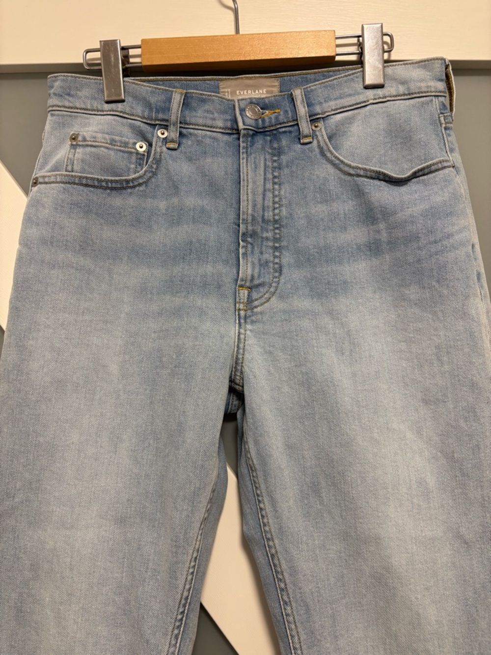 Everlane- The Original Cheeky Jean - Picture 3 of 10